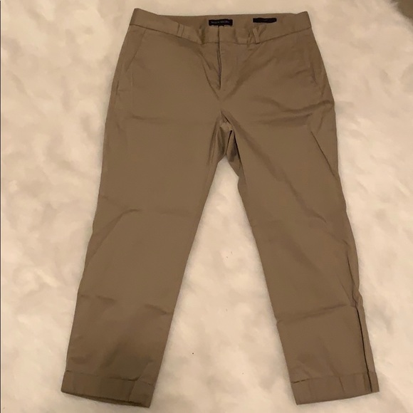 Banana Republic Avery Khaki Pant - Picture 1 of 7
